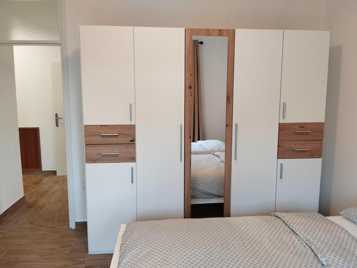 Daal Daire Roč Dış mekan fotoğraf
